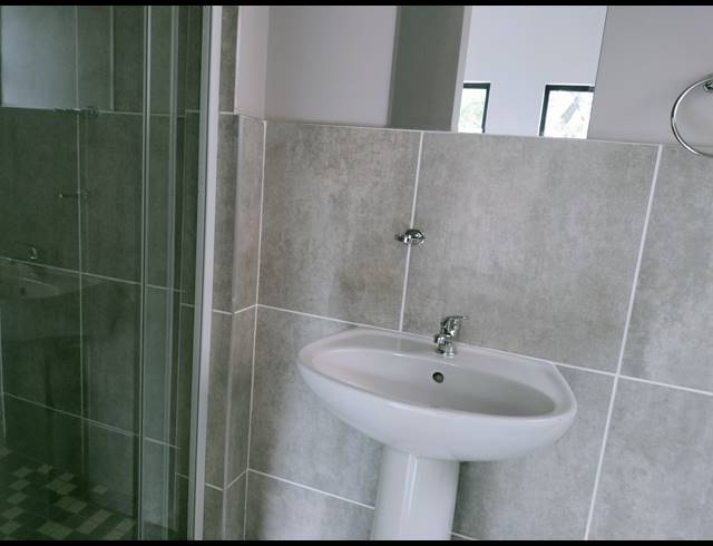 4 BEDROOM FREEHOLD FOR SALE IN DIE HEUWEL